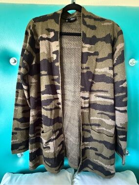 Open-Front Camouflage Knit Cardigan - Olive
